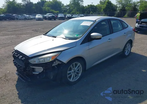 2015 Ford Focus Se z USA, uszkodzony, nr VIN 1FADP3F25FL228306